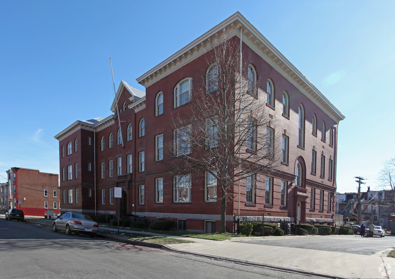 Coleman Manor Apartments - Coleman Manor Apartments