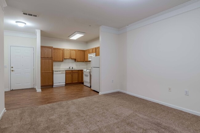 Building Photo - Park Place Senior