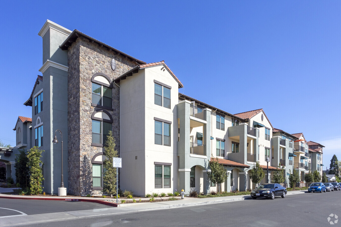 Oakmont of East Sacramento Apartments - Sacramento, California - 0 unit ...