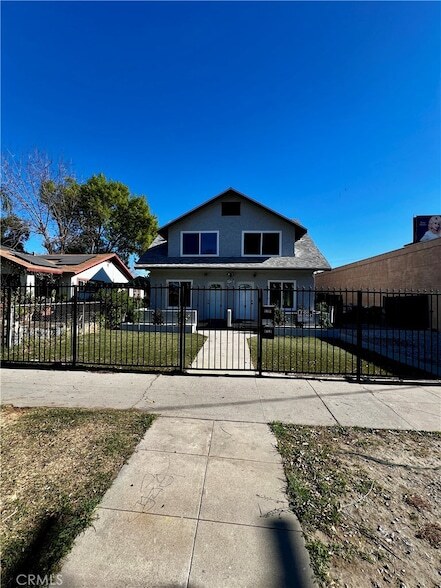 Photo - 1219 N G St Townhome