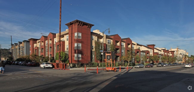 Building Photo - Camino al Oro Rental