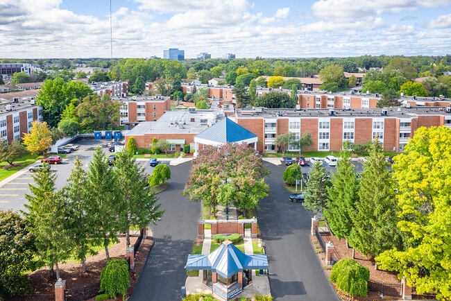 Park at Franklin Senior Living - Park at Franklin Senior Living Apartments