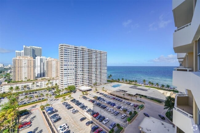 Building Photo - 1980 S Ocean Dr Rental