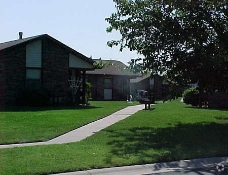 Primary Photo - Prairie Villa Rental