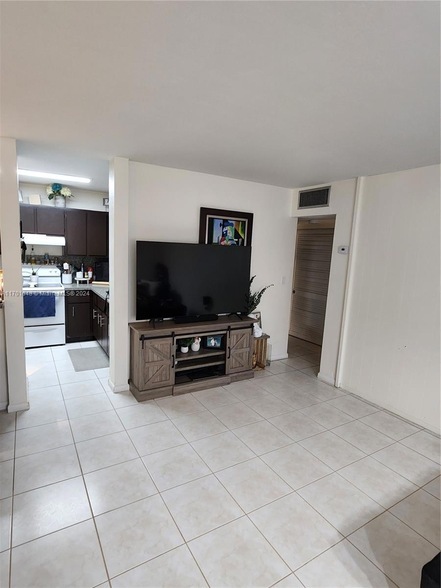 Photo - 5275 SW 77th Ct Unit 110H Condo