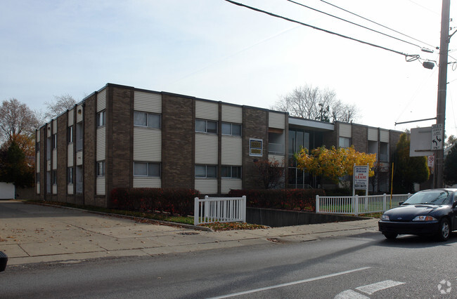 Building Photo - Jackman Regency Rental
