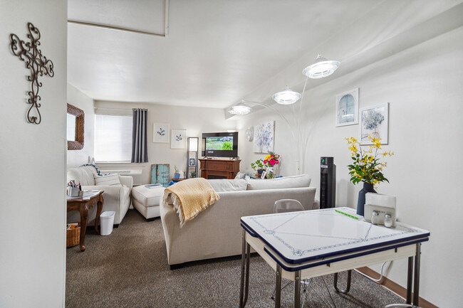 Photo - Christian Village Apartments