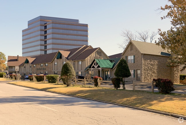Building Photo - Avery Park & Avery Square Rental