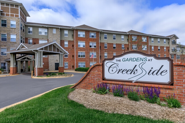 Building Photo - The Gardens at Creekside Rental