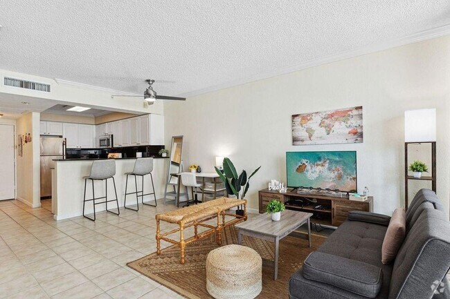 Building Photo - 2501 S Ocean Dr Rental