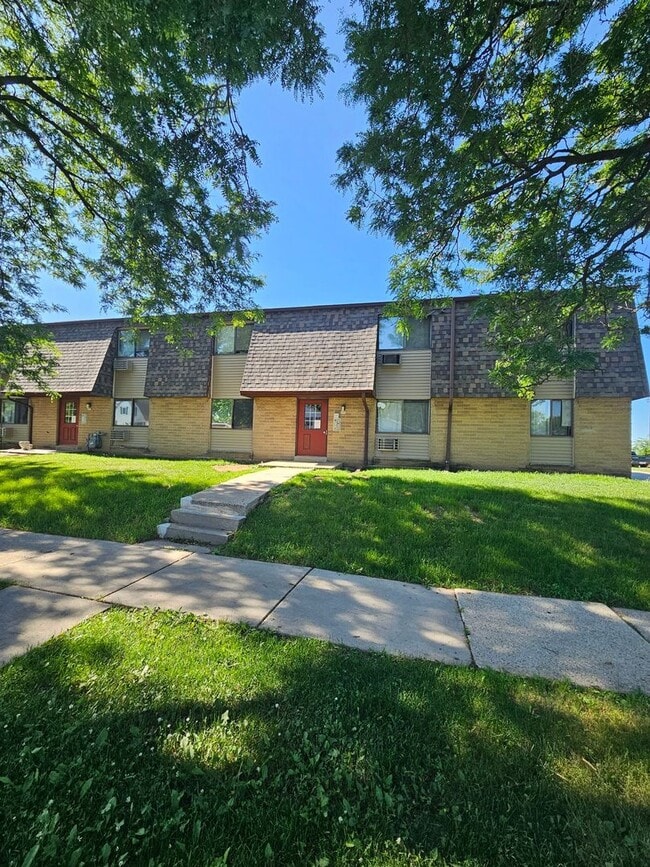 Building Photo - 333 Coolidge Ave. (12 Units) Rental
