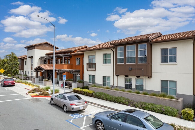 Primary - Miraflores Senior Apartments