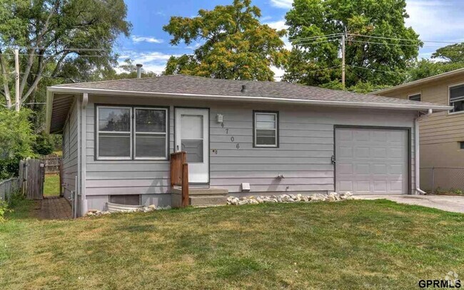 Building Photo - 4706 Kansas Ave Rental