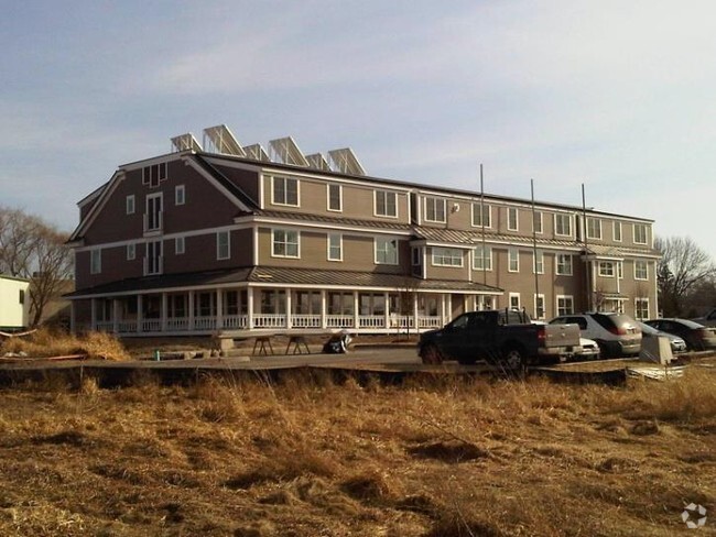 Building Photo - Armory Lane Apartments