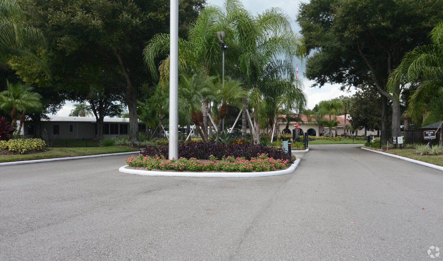 Kings Pointe Apartments Lake Alfred, Florida 1 unit available After55