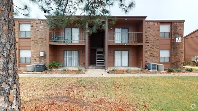 Building Photo - 904 University Oaks Blvd Rental