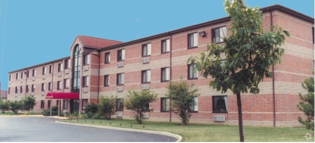 Primary Photo - Hardin Crest Rental