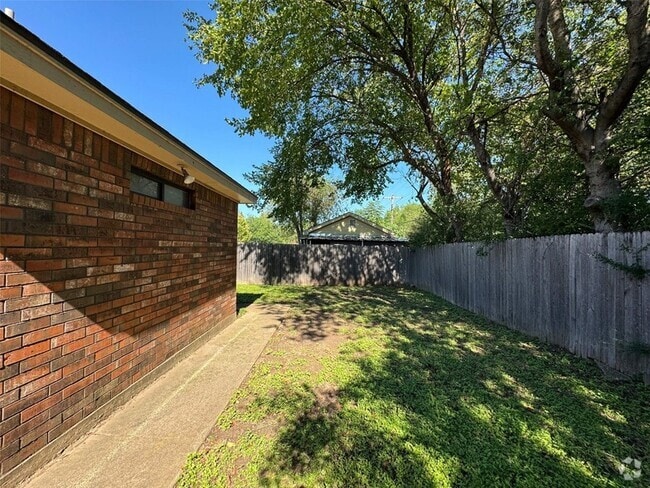 Building Photo - 1244 Misty Ln Rental