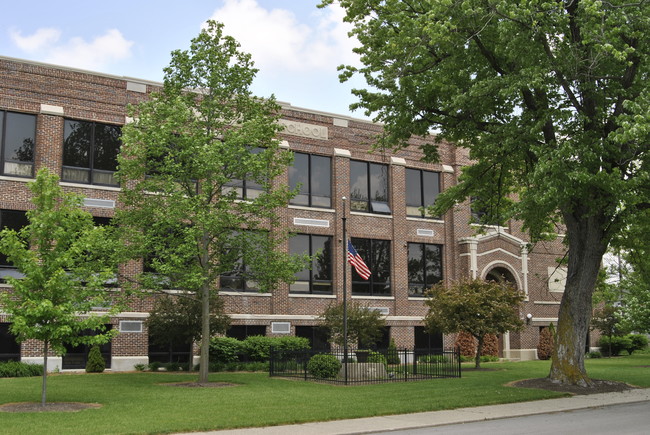 Building Photo - Hoosier Place Rental