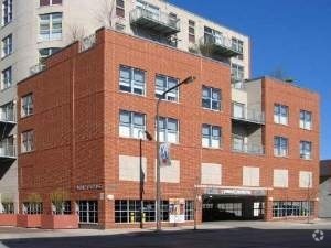 Building Photo - 1224 Chicago Ave Rental