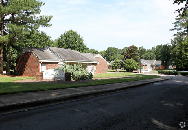 Primary Photo - Walnut Grove Apartments