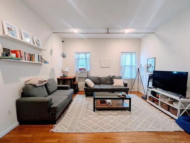 Photo - 62 4th St Unit 3R Condo