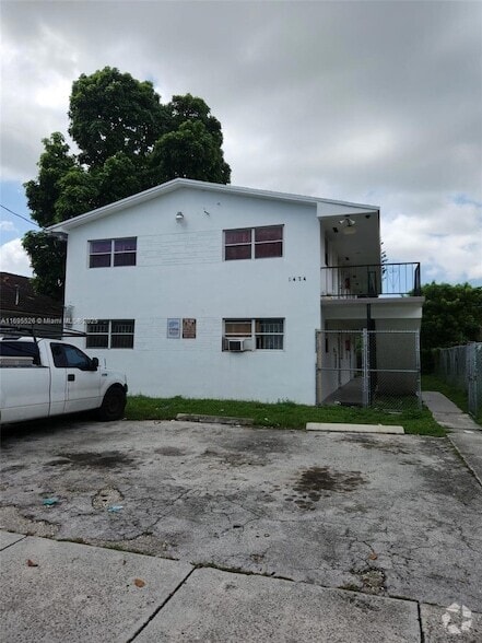 Building Photo - 1474 NW 61st St Rental