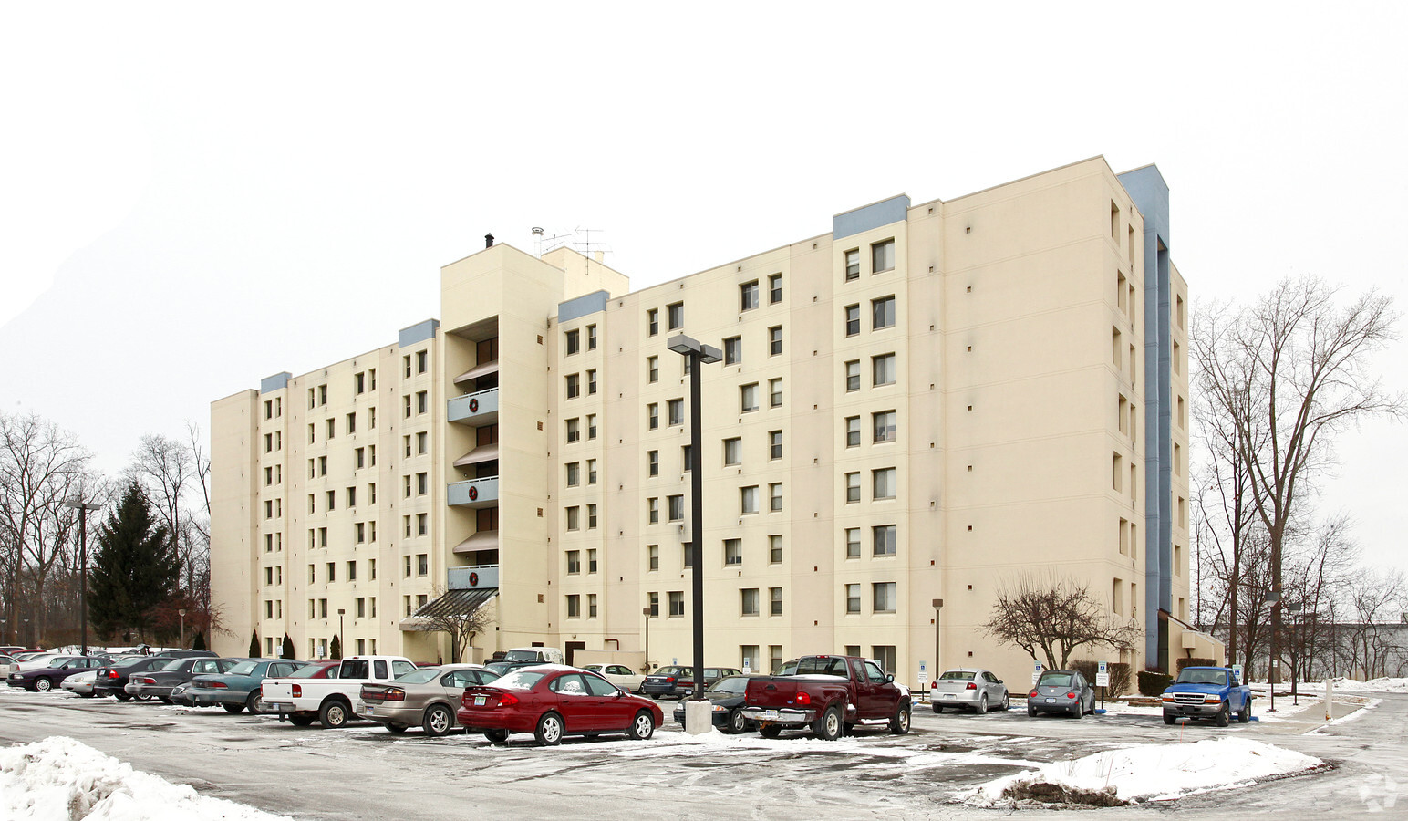 Carpenter Place Apartments - Carpenter Place Apartments