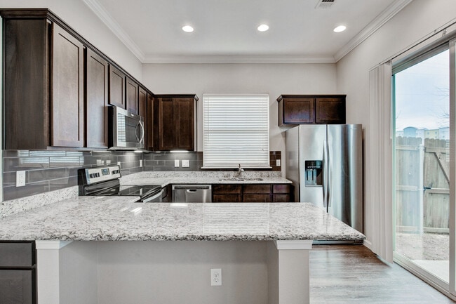 Building Photo - Gala at Premier