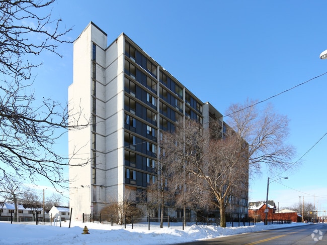 Building Photo - Ninety-Four Ten Hough Rental