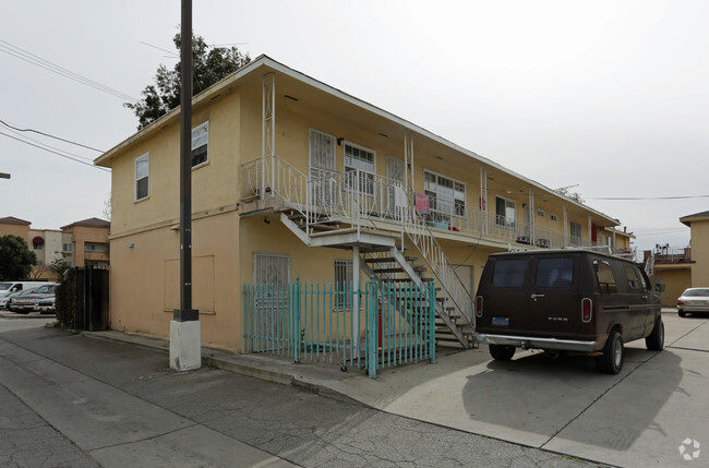 Primary Photo - South Gate Senior Villas Rental