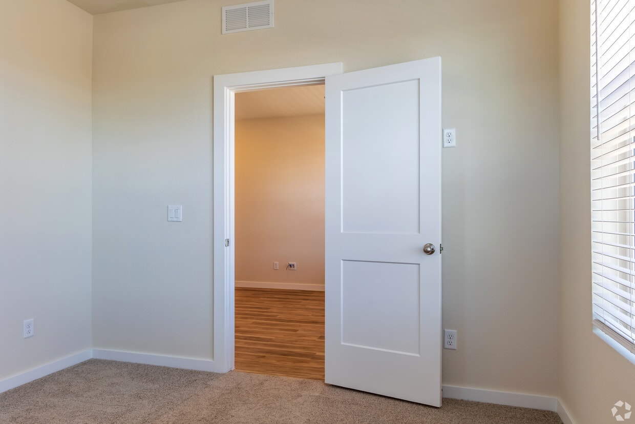 Floor Plan - The Emily