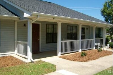 Primary Photo - Canterfield Manor Rental