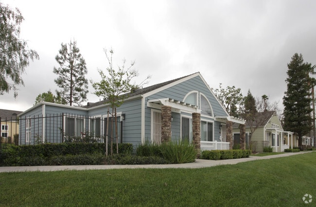 Bootstrap via serper_images (https://www.after55.com/ca/riverside/victoria-manor/he3r1l1)