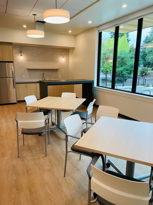 Alongside Senior Apartments Tigard, Oregon 13 units available After55