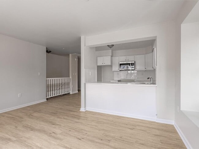 Photo - 510 Westchester Ave Apartment