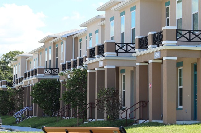 3-4 Bedroom Townhomes - New Life Village Apartments