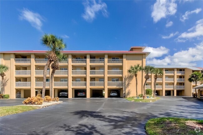 Building Photo - 1125 Pinellas Bayway S Rental