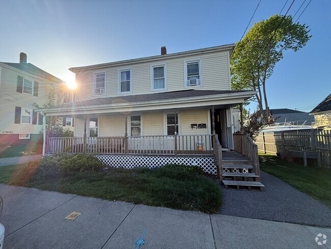 Building Photo - 1 Hamilton St Rental