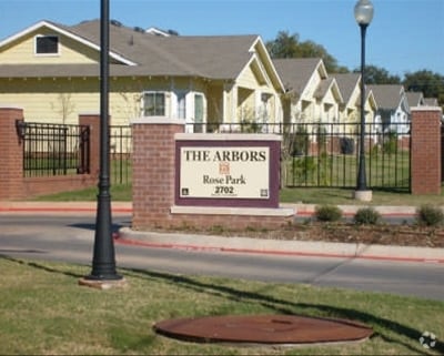 Primary Photo - The Arbors at Rose Park Rental