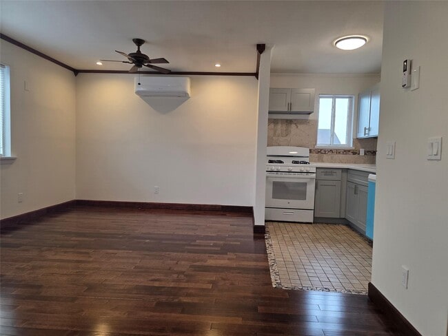 Photo - 125 White Plains Rd Unit 2 Apartment