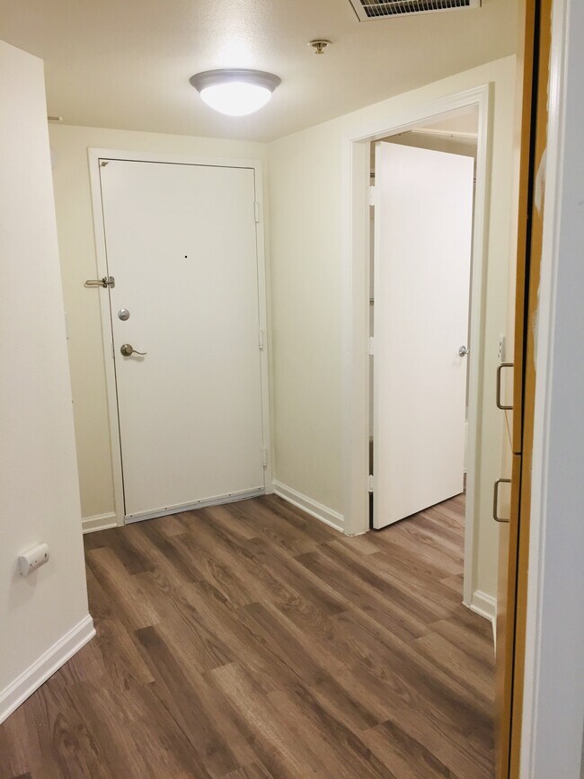 Clyburn at Stapleton 62+ Housing Apartments Denver, Colorado 4