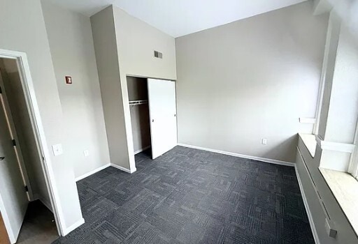 Affordable, Spacious Living at Flyers Land... - Affordable, Spacious Living at Flyers Land... Apartments