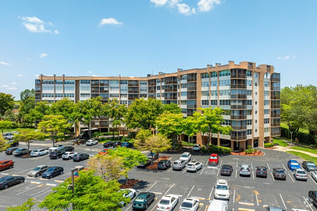 Building Photo - Park Place Rental
