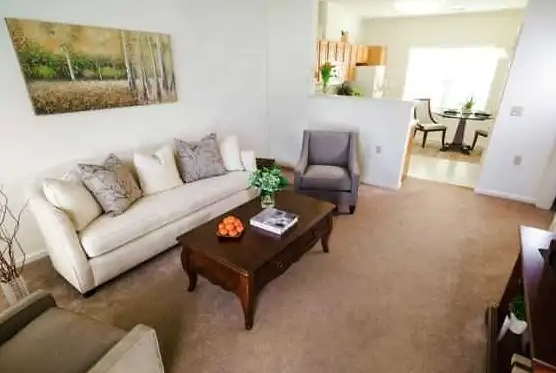 Living Room - Hillcrest Apartments